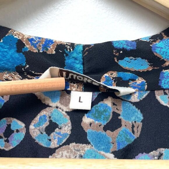 Tucker 100% Silk short sleeved dress, Women's size Large, blue black knee-length - Picture 3 of 12